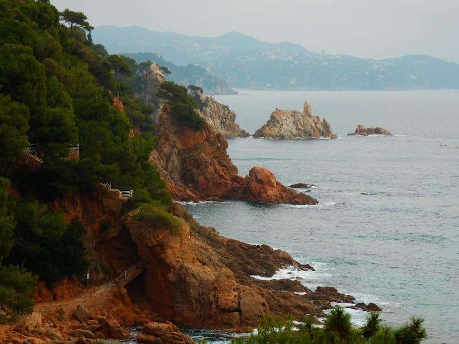 Apartamento Blanes Playa Bagian luar foto
