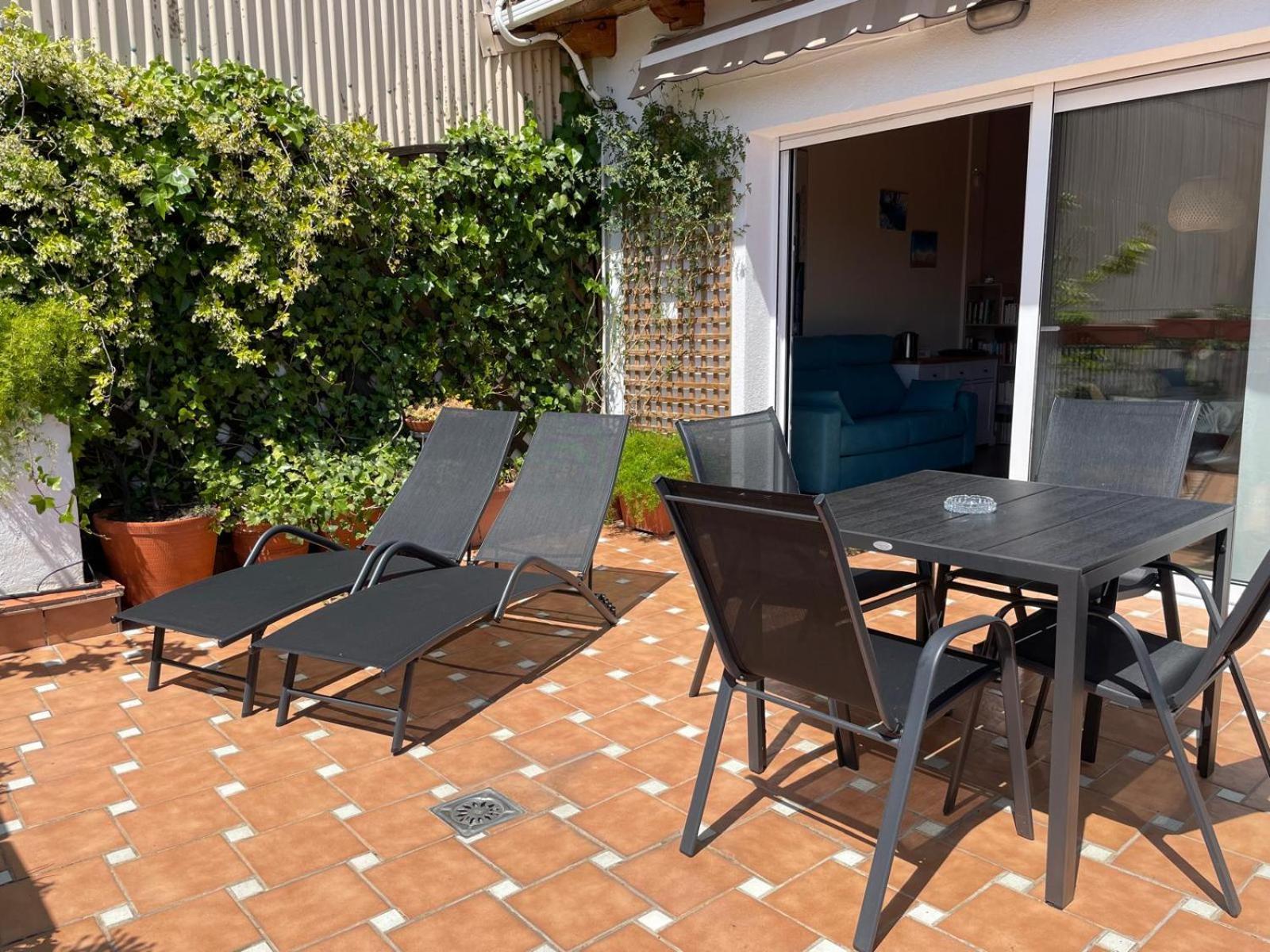 Apartamento Blanes Playa Bagian luar foto